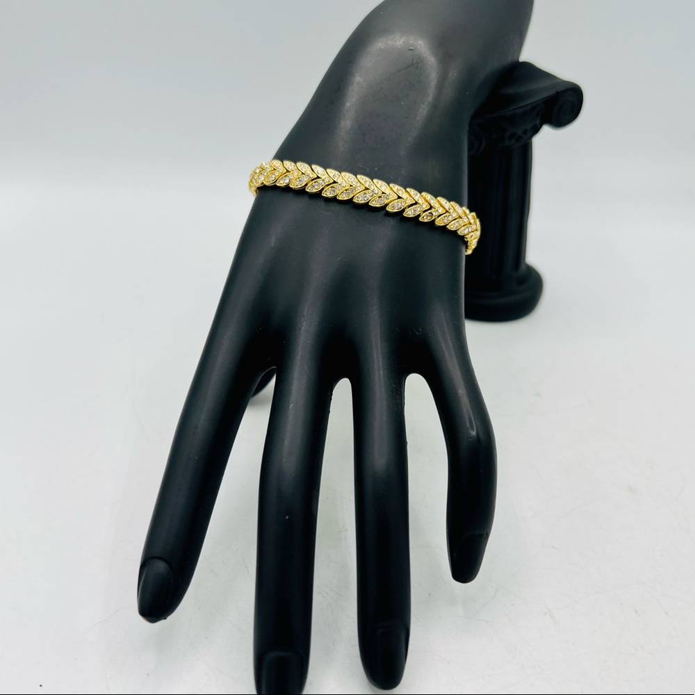 Vintage leafy gold tone rhinestone bracelet estate costume jewelry 7” - Picture 7 of 14
